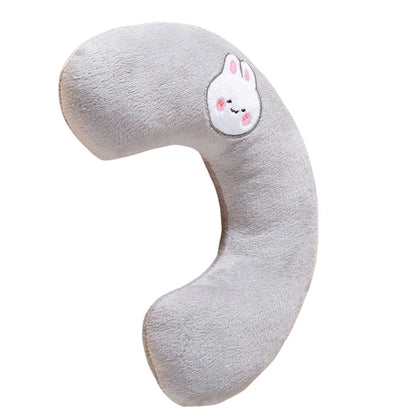 These soft, furry cat pillows provide ultimate relaxation and comfort, offering a travel-friendly, calming companion for your feline friend on the go.